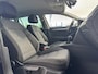 Volkswagen Passat Variant 1.5 TSI Business 150pk Navigatie / Stoelverwarming / Trekhaak
