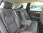 Volvo XC60 T6 Plug-in hybrid AWD Ultra Dark | Panoramadak | Head-up Display | 360 Graden Camera | Harman Kardon | Luchtvering | Stoel en Stuurwiel verwarming | BLIS | LED |