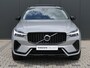 Volvo XC60 T6 Plug-in hybrid AWD Ultra Dark | Panoramadak | Head-up Display | 360 Graden Camera | Harman Kardon | Luchtvering | Stoel en Stuurwiel verwarming | BLIS | LED |