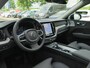 Volvo XC60 T6 Plug-in hybrid AWD Ultra Dark | Panoramadak | Head-up Display | 360 Graden Camera | Harman Kardon | Luchtvering | Stoel en Stuurwiel verwarming | BLIS | LED |