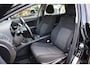 Toyota Avensis Wagon 1.8 VVTi Business | Camera | Trekhaak | Navi | Stoelverwarming