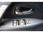 Toyota Avensis Wagon 1.8 VVTi Business | Camera | Trekhaak | Navi | Stoelverwarming