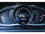 Volvo XC60 T6 Automaat 306PK FWD R-Design | Uniek | Luxury Line | Power Blue Metallic | Standkachel | Trekhaak | Front Blind View Camera | Panoramadak | BLIS | Harman/Kardon | 20'' Lichtmetalen Velgen | Adaptieve Cruise Control | Keyless | Verwarmbare Voorstoelen + Stuurwiel | Elektrisch Verstelbare Voorstoelen | Elektrische Achterklep | Verwarmbare Voorruit | Volvo Guard Alarm
