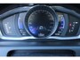 Volvo XC60 T6 Automaat 306PK FWD R-Design | Uniek | Luxury Line | Power Blue Metallic | Standkachel | Trekhaak | Front Blind View Camera | Panoramadak | BLIS | Harman/Kardon | 20'' Lichtmetalen Velgen | Adaptieve Cruise Control | Keyless | Verwarmbare Voorstoelen + Stuurwiel | Elektrisch Verstelbare Voorstoelen | Elektrische Achterklep | Verwarmbare Voorruit | Volvo Guard Alarm