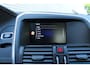 Volvo XC60 T6 Automaat 306PK FWD R-Design | Uniek | Luxury Line | Power Blue Metallic | Standkachel | Trekhaak | Front Blind View Camera | Panoramadak | BLIS | Harman/Kardon | 20'' Lichtmetalen Velgen | Adaptieve Cruise Control | Keyless | Verwarmbare Voorstoelen + Stuurwiel | Elektrisch Verstelbare Voorstoelen | Elektrische Achterklep | Verwarmbare Voorruit | Volvo Guard Alarm
