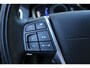 Volvo XC60 T6 Automaat 306PK FWD R-Design | Uniek | Luxury Line | Power Blue Metallic | Standkachel | Trekhaak | Front Blind View Camera | Panoramadak | BLIS | Harman/Kardon | 20'' Lichtmetalen Velgen | Adaptieve Cruise Control | Keyless | Verwarmbare Voorstoelen + Stuurwiel | Elektrisch Verstelbare Voorstoelen | Elektrische Achterklep | Verwarmbare Voorruit | Volvo Guard Alarm