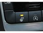 Volvo XC60 T6 Automaat 306PK FWD R-Design | Uniek | Luxury Line | Power Blue Metallic | Standkachel | Trekhaak | Front Blind View Camera | Panoramadak | BLIS | Harman/Kardon | 20'' Lichtmetalen Velgen | Adaptieve Cruise Control | Keyless | Verwarmbare Voorstoelen + Stuurwiel | Elektrisch Verstelbare Voorstoelen | Elektrische Achterklep | Verwarmbare Voorruit | Volvo Guard Alarm