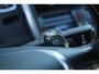 Volvo XC60 T6 Automaat 306PK FWD R-Design | Uniek | Luxury Line | Power Blue Metallic | Standkachel | Trekhaak | Front Blind View Camera | Panoramadak | BLIS | Harman/Kardon | 20'' Lichtmetalen Velgen | Adaptieve Cruise Control | Keyless | Verwarmbare Voorstoelen + Stuurwiel | Elektrisch Verstelbare Voorstoelen | Elektrische Achterklep | Verwarmbare Voorruit | Volvo Guard Alarm