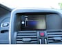 Volvo XC60 T6 Automaat 306PK FWD R-Design | Uniek | Luxury Line | Power Blue Metallic | Standkachel | Trekhaak | Front Blind View Camera | Panoramadak | BLIS | Harman/Kardon | 20'' Lichtmetalen Velgen | Adaptieve Cruise Control | Keyless | Verwarmbare Voorstoelen + Stuurwiel | Elektrisch Verstelbare Voorstoelen | Elektrische Achterklep | Verwarmbare Voorruit | Volvo Guard Alarm