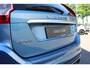 Volvo XC60 T6 Automaat 306PK FWD R-Design | Uniek | Luxury Line | Power Blue Metallic | Standkachel | Trekhaak | Front Blind View Camera | Panoramadak | BLIS | Harman/Kardon | 20'' Lichtmetalen Velgen | Adaptieve Cruise Control | Keyless | Verwarmbare Voorstoelen + Stuurwiel | Elektrisch Verstelbare Voorstoelen | Elektrische Achterklep | Verwarmbare Voorruit | Volvo Guard Alarm