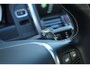 Volvo XC60 T6 Automaat 306PK FWD R-Design | Uniek | Luxury Line | Power Blue Metallic | Standkachel | Trekhaak | Front Blind View Camera | Panoramadak | BLIS | Harman/Kardon | 20'' Lichtmetalen Velgen | Adaptieve Cruise Control | Keyless | Verwarmbare Voorstoelen + Stuurwiel | Elektrisch Verstelbare Voorstoelen | Elektrische Achterklep | Verwarmbare Voorruit | Volvo Guard Alarm