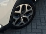 Renault Captur Intens Trekhaak | Camera Achter | Parkeersensoren rondom | Afwijkende dakkleur | Fullscreen NAVI | Airco AUTO | Cruise Control