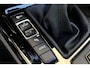 BMW X1 xDrive25e High Executive | 19'' LMV | Trekhaak | Oyster Lederen Bekleding | Panorama Dak | Haman Kardon Speakers | Stoel verwarming |
