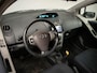 Toyota Yaris 1.3 VVTi Sol Sport (AIRCO,BLUETOOTH,SCHERM,LEDER,ELEKTRISCH PAKKET,SPORTSTOELEN,NIEUWE APK,NETTE STAAT)