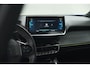 Peugeot e-2008 EV GT 50 kWh | Adaptieve Cruise Control | Camera | Navigatie | Dodehoekdetectie