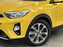 Kia Stonic 1.0 T-GDi ComfortPlusLine Navigator NAVIGATIE | PARKEERCAMERA | LICHTMETALEN VELGEN | OPVALLENDE KLEUR!