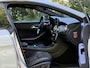 Mercedes-Benz CLA 200 Ambition Automaat / Leder / Led