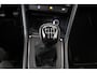 Volkswagen Touran 1.5 TSI Comfortline 7P Trekhaak Camera Massage Carplay