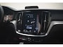 Volvo V60 2.0 T8 Twin Engine AWD R-Design [ Panorama dak Navigatie Stoelen voor + achter verwarmd ]