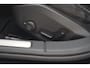 Volvo V60 2.0 T8 Twin Engine AWD R-Design [ Panorama dak Navigatie Stoelen voor + achter verwarmd ]