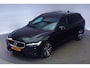 Volvo V60 2.0 T8 Twin Engine AWD R-Design [ Panorama dak Navigatie Stoelen voor + achter verwarmd ]