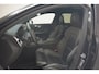 Volvo V60 2.0 T8 Twin Engine AWD R-Design [ Panorama dak Navigatie Stoelen voor + achter verwarmd ]