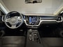 Volvo V60 2.0 B3 Momentum Advantage Automaat | Adaptive cruise | Elektr. trekhaak | Camera | Dealer onderhouden | NL auto
