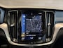 Volvo V60 2.0 B3 Momentum Advantage Automaat | Adaptive cruise | Elektr. trekhaak | Camera | Dealer onderhouden | NL auto