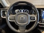Volvo V60 2.0 B3 Momentum Advantage Automaat | Adaptive cruise | Elektr. trekhaak | Camera | Dealer onderhouden | NL auto