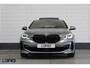 BMW 1-Serie 118i M sport Automaat | Pano Camera Sfeer Fabrieksgarantie LED CarPlay Cruise HIFI