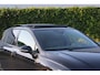 Volkswagen Golf 2.0 TSI 4Motion R | Panoramadak | Akrapovic | stoelkoeling | Harman Kardon | Dodehoek |Head-up | Memory seats |