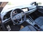 Volkswagen Golf 2.0 TSI 4Motion R | Panoramadak | Akrapovic | stoelkoeling | Harman Kardon | Dodehoek |Head-up | Memory seats |