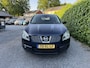 Nissan Qashqai 1.6 Acenta | Autom. Airco | Cruise Control | LMV | PDC | Trekhaak | APK tot 17-11-2025!
