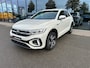 Volkswagen T-Roc 1.5 TSI 150pk DSG R-Line | Camera | Carplay | Dode hoek | Elek. Achterklep | Rijklaar incl. garantie