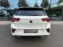 Volkswagen T-Roc 1.5 TSI 150pk DSG R-Line | Camera | Carplay | Dode hoek | Elek. Achterklep | Rijklaar incl. garantie