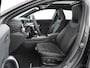 Mercedes-Benz A-klasse 180 Star Edition AMG Line | Panorama - Schuifdak | Multibeam Led | Sfeerverlichting | Voorstoelen Verwarmd | Cruise Control | DAB+ Radio | Achteruitrijcamera