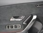 Mercedes-Benz A-klasse 180 Star Edition AMG Line | Panorama - Schuifdak | Multibeam LED Koplampen | Sfeerverlichting | Voorstoelen Verwarmd | Cruise Control | DAB+ Radio | Achteruitrij Camera