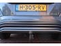 Hyundai Kona Electric EV 64kWh *Premium* | 3 Fase | Trekhaak | Carplay | Camera | Cruise & Climate Control | PDC | Leder | Navigatie | Bluetooth |