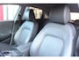 Hyundai Kona Electric EV 64kWh *Premium* | 3 Fase | Trekhaak | Carplay | Camera | Cruise & Climate Control | PDC | Leder | Navigatie | Bluetooth |
