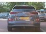 Hyundai Kona Electric EV 64kWh *Premium* | 3 Fase | Trekhaak | Carplay | Camera | Cruise & Climate Control | PDC | Leder | Navigatie | Bluetooth |
