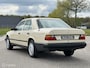 Mercedes-Benz 200-Serie 200-500 230 E