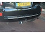 Toyota RAV4 2.0 VVTi Dynamic 2WD Zeer complete RAV 4 onderhoudshistorie compleet aanwezig laatste beurt bij 155000km met oa key less navigatie leren bekleding camera pdc trekhaak stoelverwarming elektr verstelbare stoel lmv.