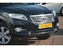 Toyota RAV4 2.0 VVTi Dynamic 2WD Zeer complete RAV 4 onderhoudshistorie compleet aanwezig laatste beurt bij 155000km met oa key less navigatie leren bekleding camera pdc trekhaak stoelverwarming elektr verstelbare stoel lmv.