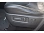 Toyota RAV4 2.0 VVTi Dynamic 2WD Zeer complete RAV 4 onderhoudshistorie compleet aanwezig laatste beurt bij 155000km met oa key less navigatie leren bekleding camera pdc trekhaak stoelverwarming elektr verstelbare stoel lmv.