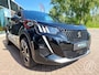 Peugeot 2008 1.2 Turbo 130pk GT EAT-8 Automaat | adaptive cruise, verw. voorstoelen, navigatie, camera, pdc v&a, 17 inch velgen, dab, android, apple, climate