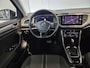 Volkswagen T-Roc 1.5 TSI Style Business / Panoramadak / Virtual Cockpit / NL Auto