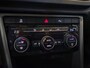 Volkswagen T-Roc 1.5 TSI Style Business / Panoramadak / Virtual Cockpit / NL Auto