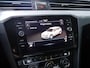 Volkswagen Passat Variant 1.5 TSI Elegance Business R | Automaat | Trekhaak | Navigatie | Stoelverwarming | Apple carplay | Parkeersensoren voor en achter | Climate control | Keyless entry en start