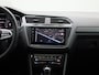 Volkswagen Tiguan 1.4 TSI eHybrid R-Line Business+ 245 PK | Automaat | R-Line | Trekhaak | Panoramadak | Stoelverwarming | Stuurwielverwarming | 360 Camera | Navigatie Discover PRO (Groot Scherm) | Keyless |