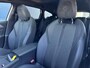 Peugeot 308 Sw 1.2 Hybrid 136pk e-DCS6 GT | Navigatie | Panoramisch schuif-/kanteldak | LED matrix | Focal | Parkeersensoren | 360 camera |
